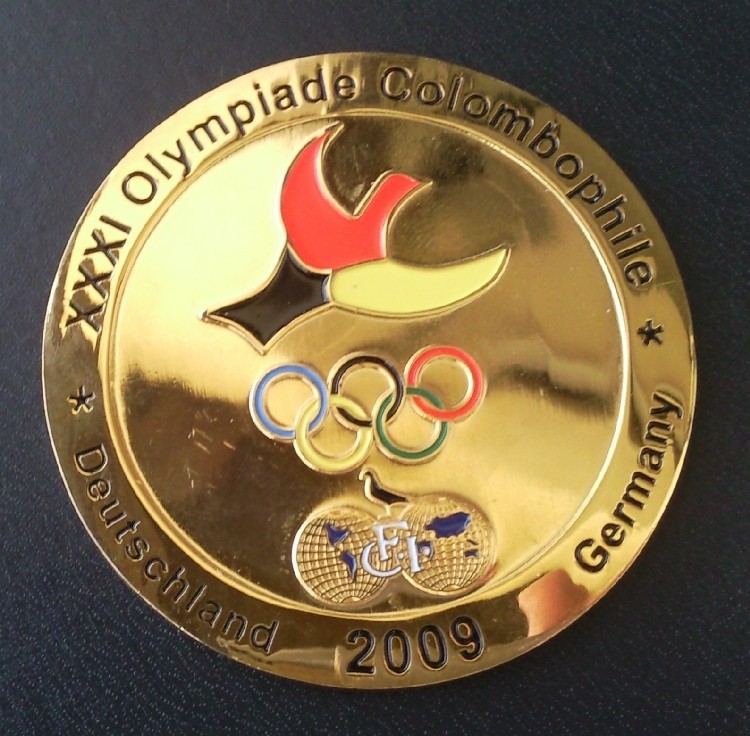 3b   zlatá olympijská medaila líc 1.c.Štandard H -.jpg